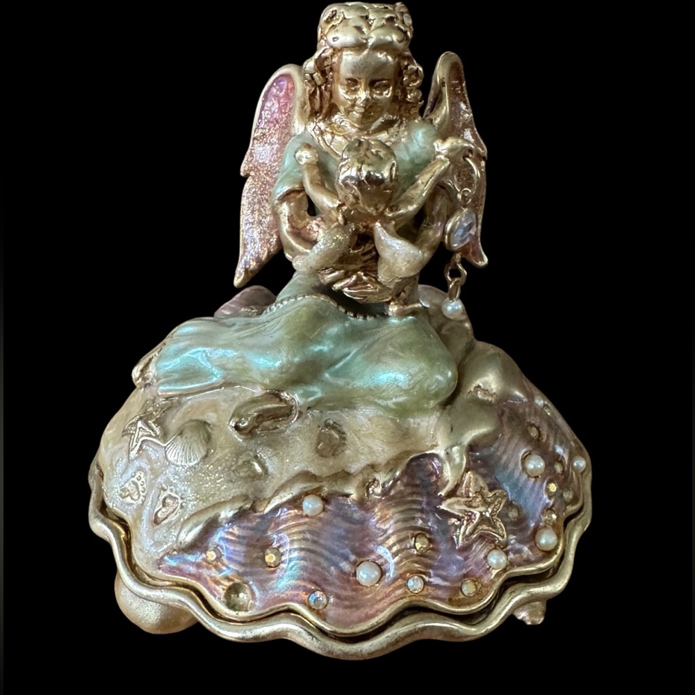 Kirks Folly Trinket Box - Angels By The Sea - Dream And Believe